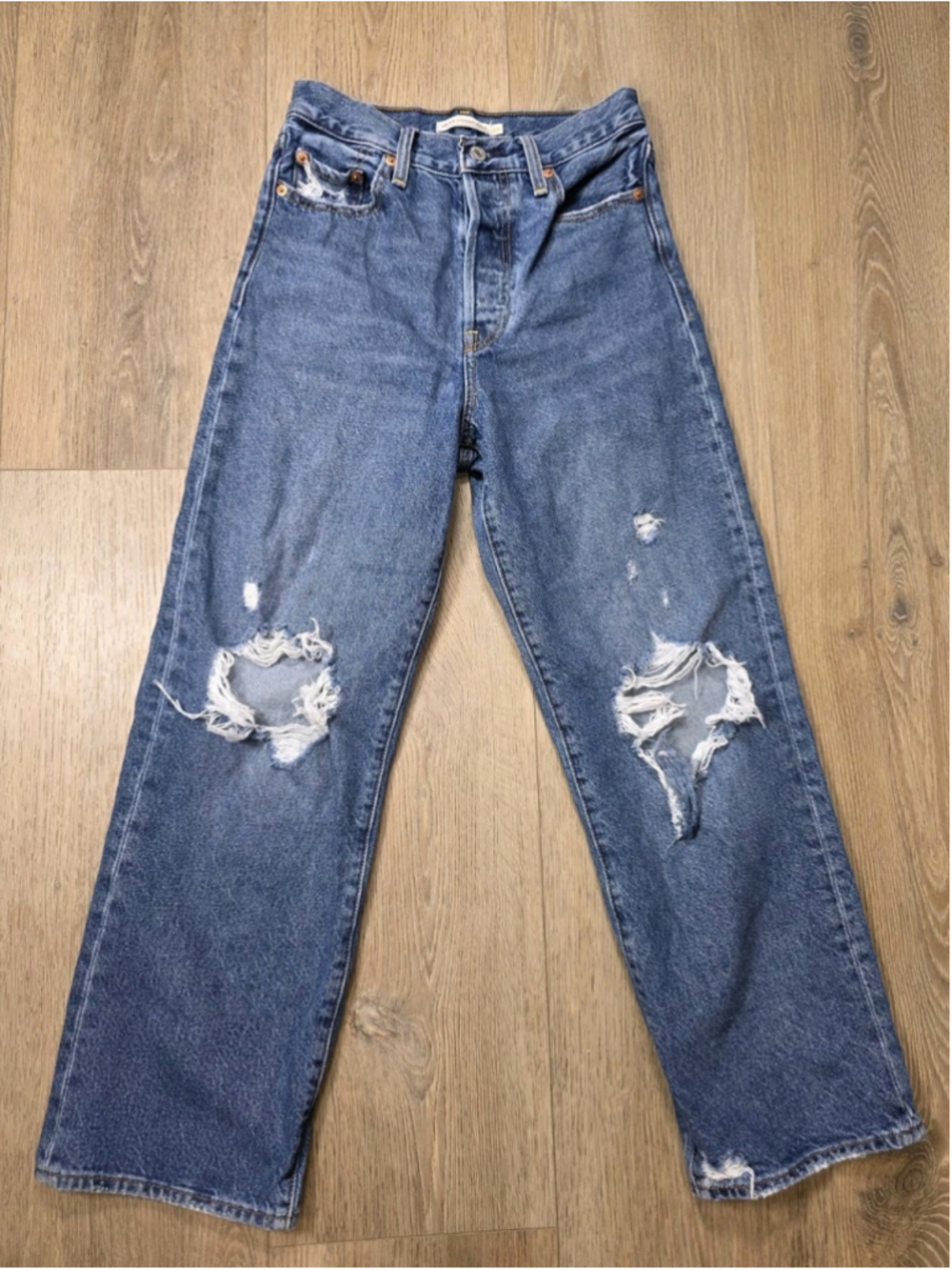 Levi’s Ribcage Straight Ankle Jeans Womens Sz 26 High Rise Distressed Blue Denim